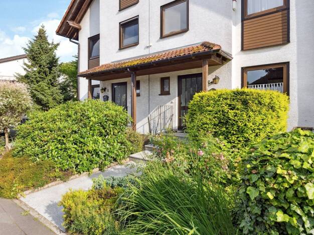 Doppelhaushälfte zum Kauf 459.500 € 5 Zimmer 117,9 m² 474 m² Grundstück Bad Nauheim 61231