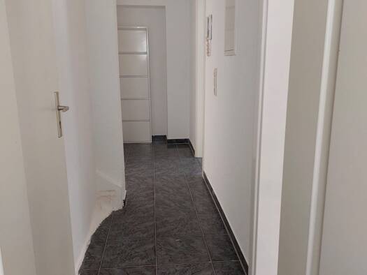 Wohnung zur Miete 650 € 2 Zimmer 62 m² Geschoss -1/2 frei ab sofort Hainstadt Hainburg 63512