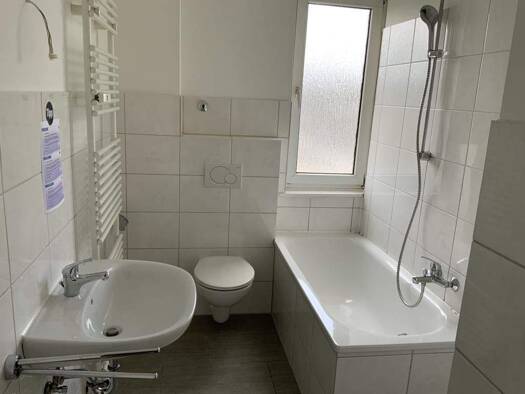 Wohnung zur Miete 489 € 3 Zimmer 63,8 m² 3. Geschoss Ewaldstraße 8 Wehringhausen Hagen 58089