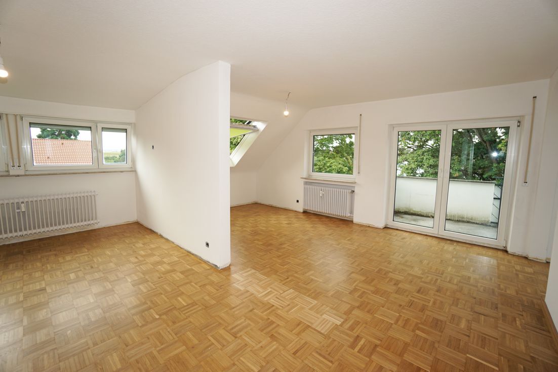 Wohnung zur Miete 1.080 € 3 Zimmer 94 m²<br/>Wohnfläche 2.<br/>Geschoss ab sofort<br/>Verfügbarkeit Plieningen Stuttgart 70599