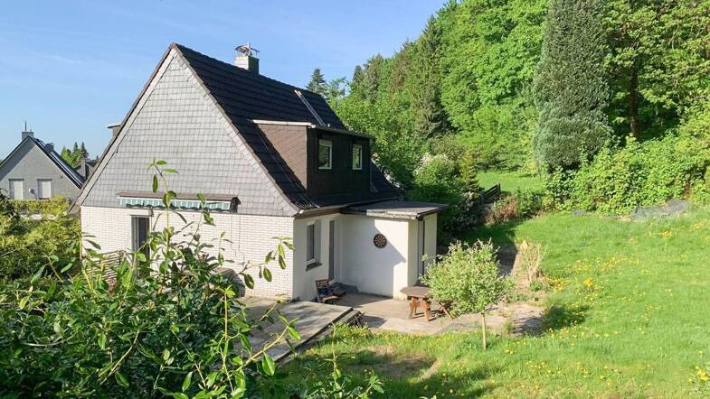 Einfamilienhaus zum Kauf 418.000 € 4 Zimmer 120 m² 895 m² Grundstück Vohwinkel Wuppertal 42329