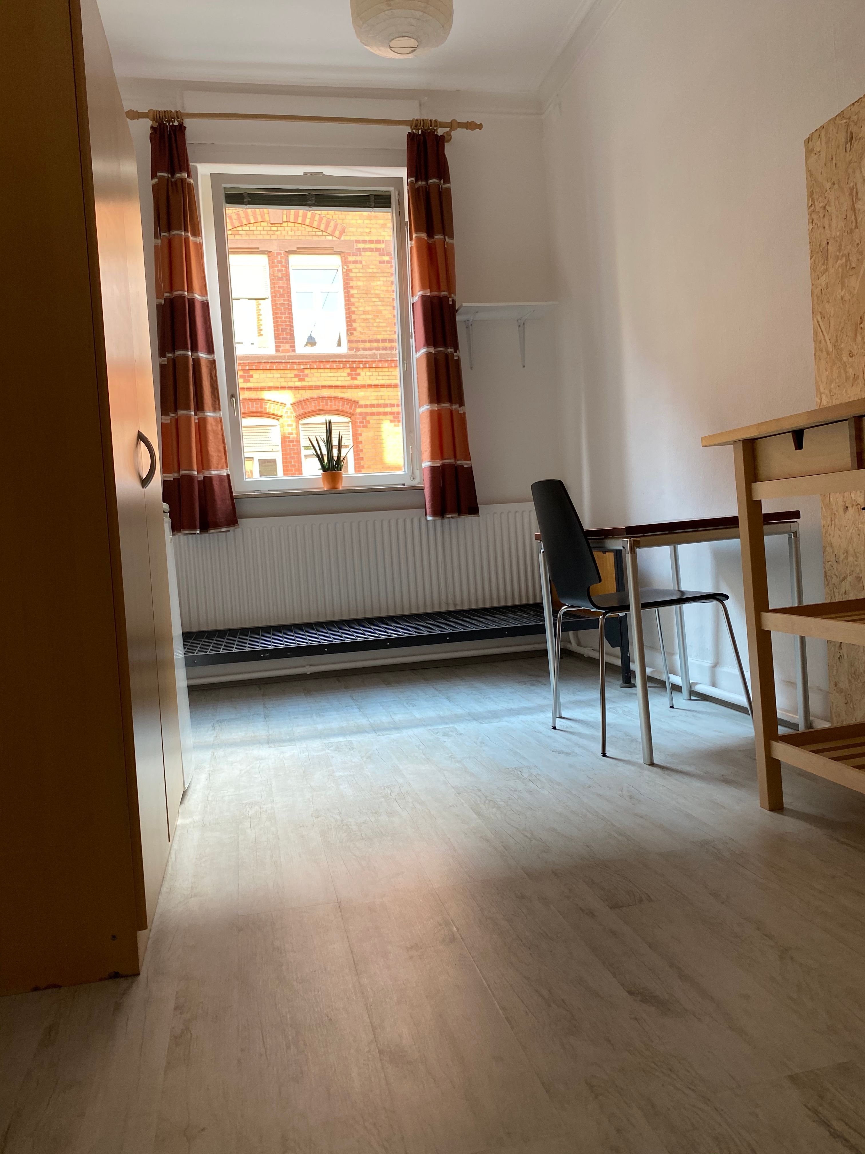 WG-Zimmer zur Miete 330 € 14,5 m²<br/>Wohnfläche EG<br/>Geschoss 01.03.2025<br/>Verfügbarkeit Florianstr. 7 Ostheim Stuttgart 70188