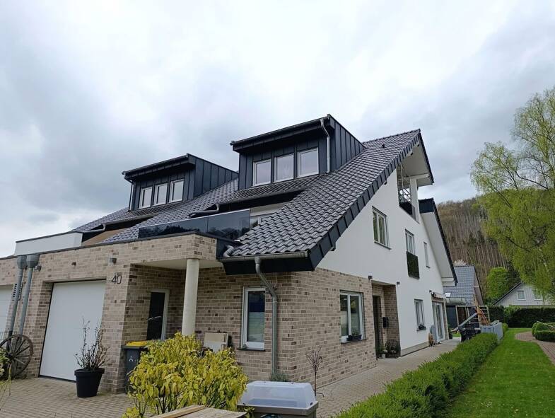 Doppelhaushälfte zum Kauf provisionsfrei 749.000 € 7 Zimmer 257 m² 591 m² Grundstück Im Bröltal 40 Bröl Hennef 53773