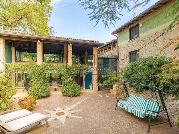 Villa zum Kauf 900.000 € 13 Zimmer 480 m² 2.500 m² Grundstück Castel San Pietro Terme 40024