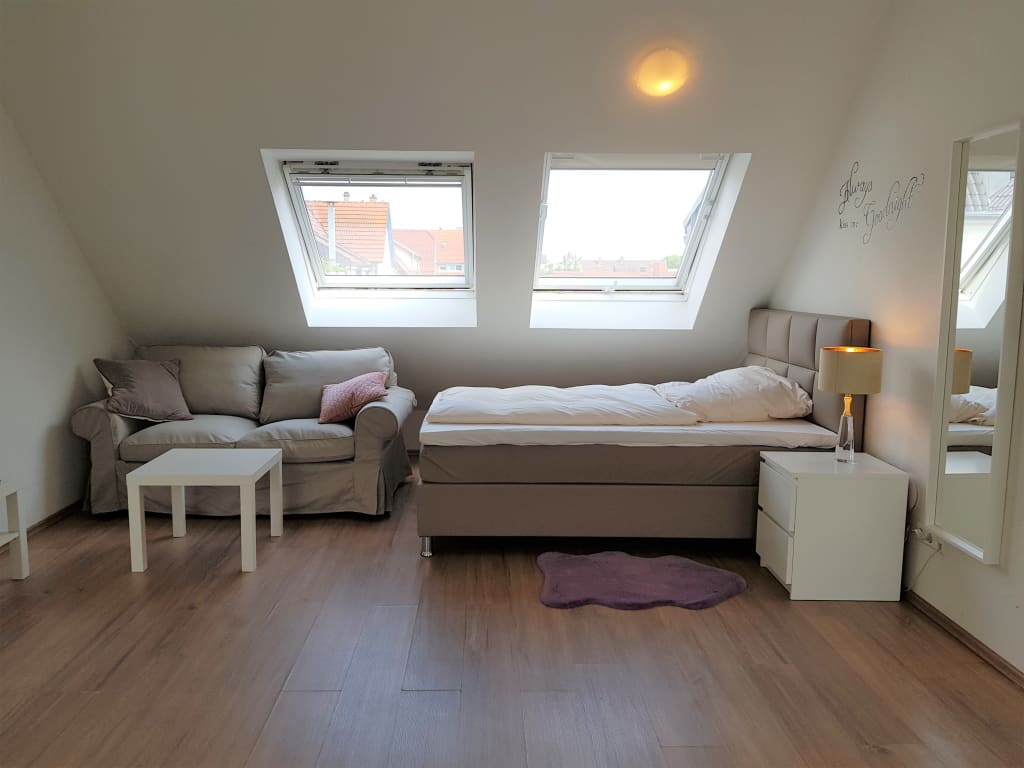 Wohnung zur Miete Wohnen auf Zeit 2.100 € 1 Zimmer 35 m²<br/>Wohnfläche ab sofort<br/>Verfügbarkeit Lindenstraße Vaihingen - Mitte Stuttgart 70563