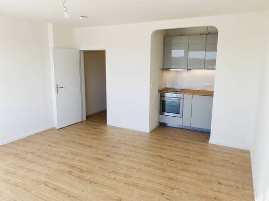 Wohnung zur Miete 590 € 1 Zimmer 36 m² Geschoss 5/6 frei ab sofort Friedrichshulder Weg 6 Halstenbek 25469