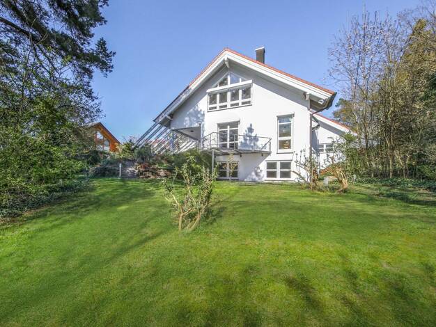 Einfamilienhaus zum Kauf provisionsfrei 1.550.000 € 5,5 Zimmer 357 m² 1.448 m² Grundstück Döffingen Grafenau 71120