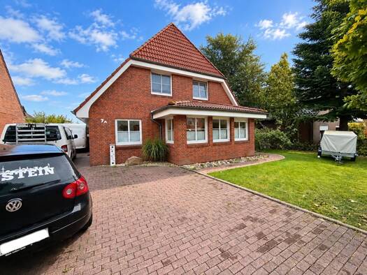 Einfamilienhaus zum Kauf 395.000 € 8 Zimmer 152,8 m² 609 m² Grundstück Heide Heide 25746