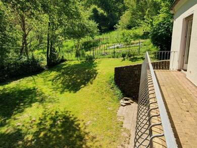 Villa zum Kauf 952.000 € 8 Zimmer 212 m² 3.500 m² Grundstück frei ab sofort Vockenhausen Eppstein 65817
