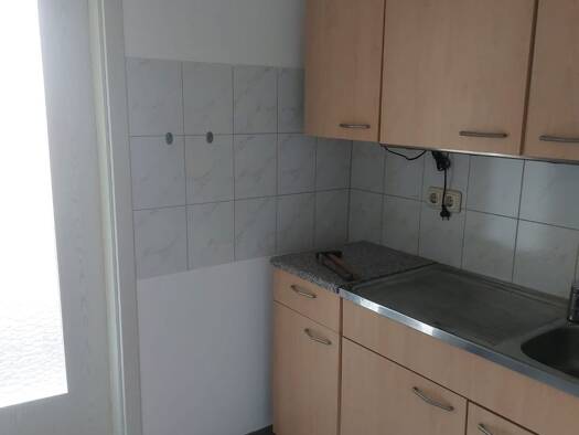 Wohnung zur Miete 258 € 2 Zimmer 43 m² frei ab sofort Königstraße . Ottersleben Magdeburg 39116