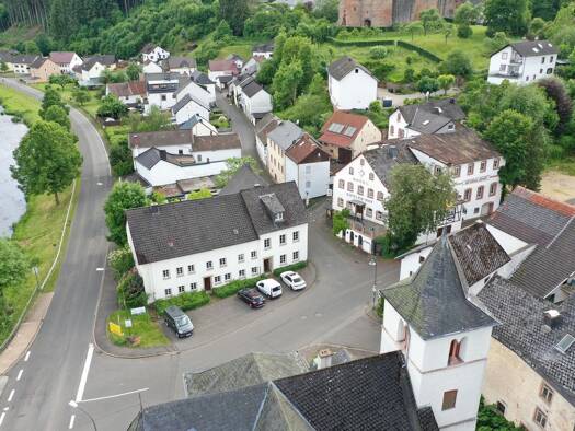 Mehrfamilienhaus zum Kauf provisionsfrei 320.000 € 10 Zimmer 315 m² 903 m² Grundstück Mürlenbach 54570