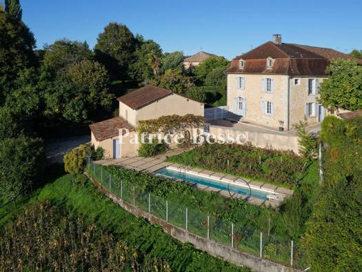 Reihenmittelhaus zum Kauf 325.000 € 5 Zimmer 181 m² 1.903 m² Grundstück Ribérac 24600