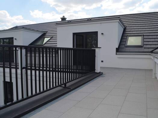 Wohnung zur Miete 1.440 € 2 Zimmer 72,1 m² 3. Geschoss Weichs Regensburg 93055