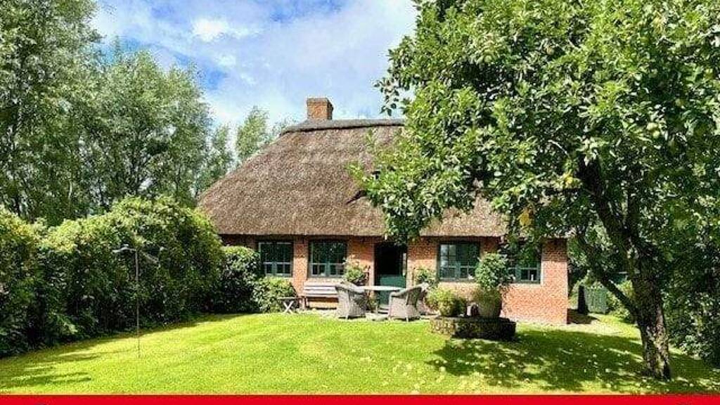 Einfamilienhaus zum Kauf 649.000 € 4 Zimmer 105 m² 952 m² Grundstück Vollerwiek 25836