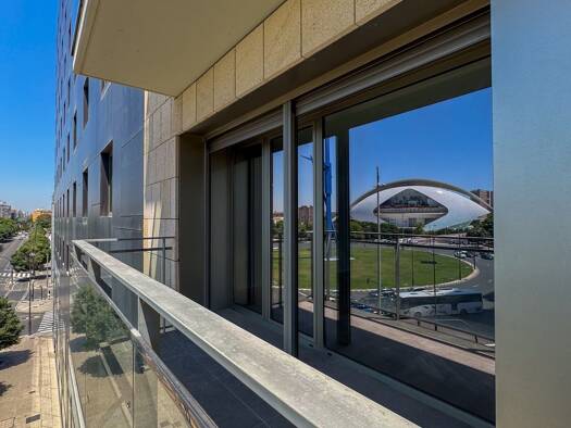 Terrassenwohnung zum Kauf - Erstbezug provisionsfrei 1.200.000 € 4 Zimmer 4. Geschoss València 46023