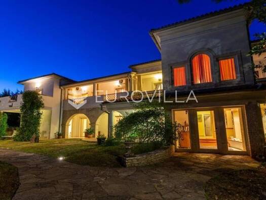 Haus zum Kauf 2.500.000 € 7 Zimmer 452 m² Rakalj Rakalj