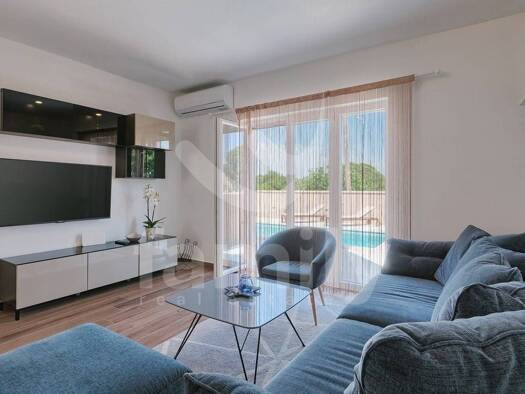 Haus zum Kauf 720.000 € 3 Zimmer 181 m² Tinjan