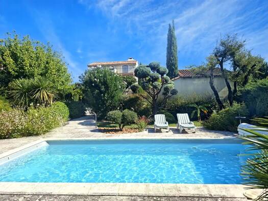 Einfamilienhaus zum Kauf 798.000 € 7 Zimmer 207,5 m² 3.300 m² Grundstück FONTVIEILLE 13990