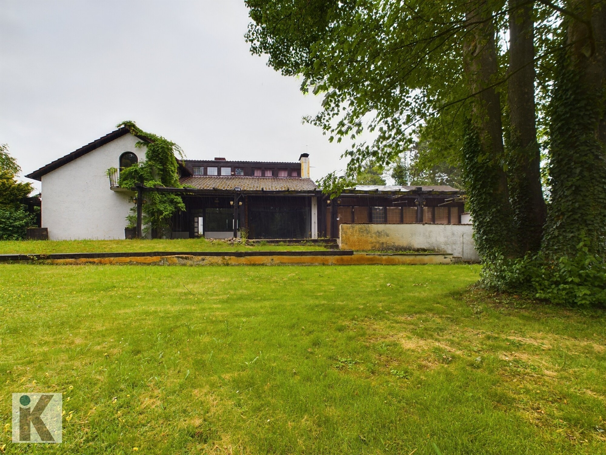 Einfamilienhaus zum Kauf 849.000 € 8 Zimmer 257 m²<br/>Wohnfläche 1.813 m²<br/>Grundstück Gartenstadt / Stadtbezirk 411 Ludwigshafen am Rhein 67065