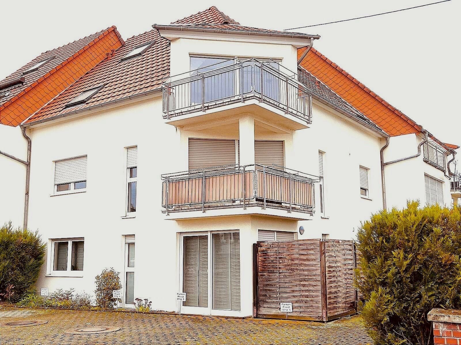 Wohnung zum Kauf 175.000 € 4 Zimmer 125 m²<br/>Wohnfläche 2.<br/>Geschoss ab sofort<br/>Verfügbarkeit Schwalbach Schwalbach 66773