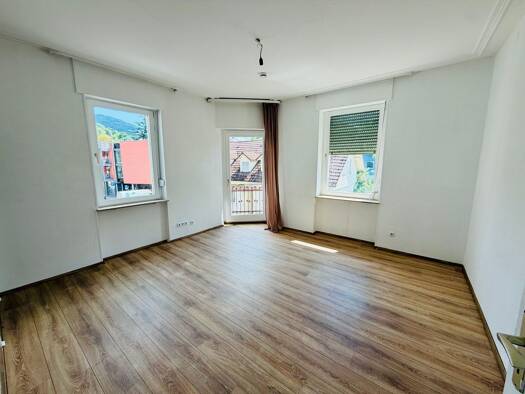 Wohnung zum Kauf 195.000 € 4 Zimmer 91 m² 1. Geschoss Lichtental Baden-Baden 76534