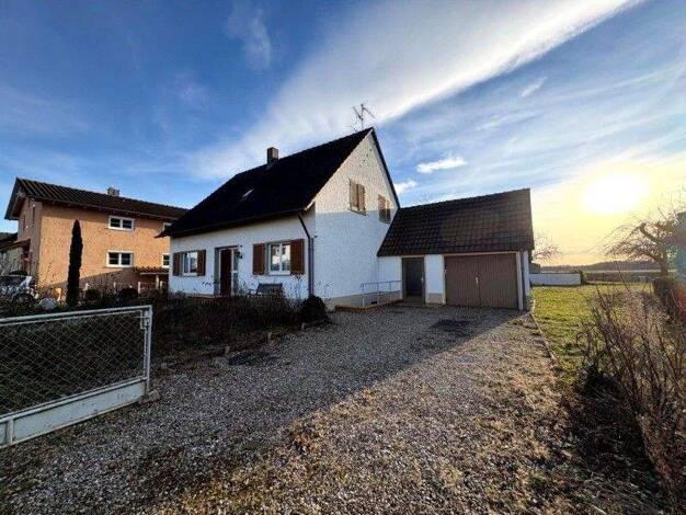 Einfamilienhaus zum Kauf 450.000 € 7 Zimmer 147 m² 994 m² Grundstück Grißheim Neuenburg 79395