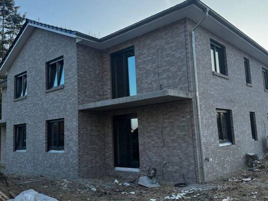 Wohnung zur Miete - Erstbezug 900 € 3 Zimmer 85 m² frei ab sofort Brinkwiesengraben 3 Rohrsen 31627