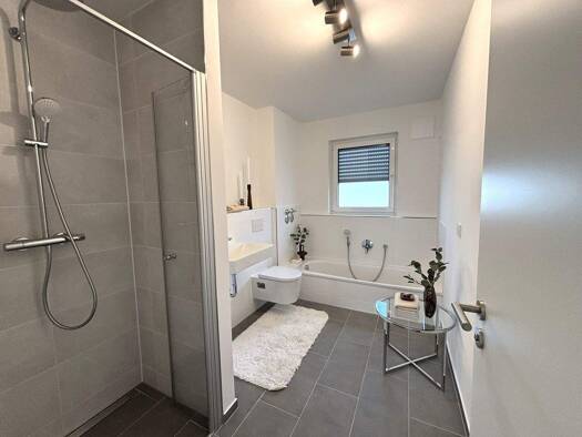 Wohnung zum Kauf - Erstbezug provisionsfrei 639.900 € 4 Zimmer 100 m² 1. Geschoss Biebrich Wiesbaden 65203