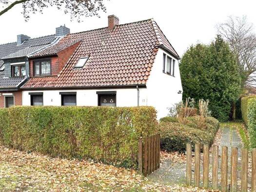 Doppelhaushälfte zum Kauf 220.000 € 4,5 Zimmer 102 m² 764 m² Grundstück Osterholz Bremen 28307