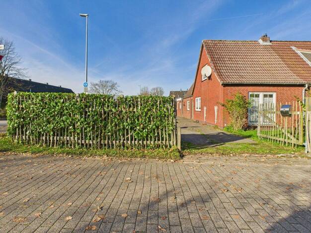 Doppelhaushälfte zum Kauf 197.000 € 4 Zimmer Husum 25813