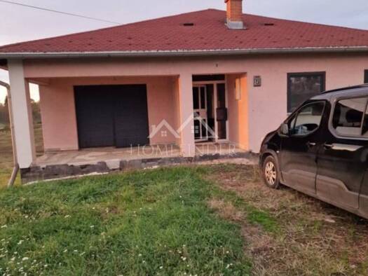 Einfamilienhaus zum Kauf 240.000 € 6 Zimmer 350 m² Križ Križ 10314