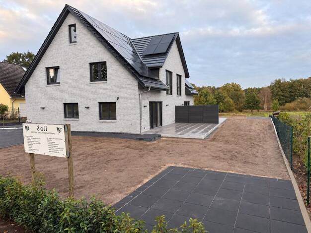 Doppelhaushälfte zur Miete - Erstbezug 1.900 € 4 Zimmer 131,5 m² 360 m² Grundstück frei ab 01.12.2026 Bergstraße 12 Welle Welle 21261
