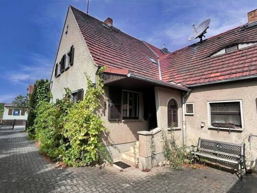 Doppelhaushälfte zum Kauf 230.000 € 5 Zimmer 130 m² 1.020 m² Grundstück Weinböhla 01689