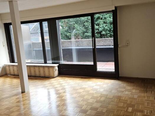 Wohnung zur Miete 795 € 2,5 Zimmer 86 m² Geschoss 2/3 frei ab 01.03.2026 Angermunder Str. 111 a Rahm Duisburg 47269