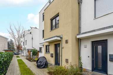 Reihenmittelhaus zum Kauf 769.000 € 5 Zimmer 137 m² 139 m² Grundstück frei ab 01.10.2025 Alt-Lichtenrade 43 Lichtenrade Berlin 12305