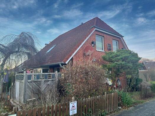 Einfamilienhaus zum Kauf 409.500 € 4,5 Zimmer 113,5 m² 387 m² Grundstück Eutin 23701