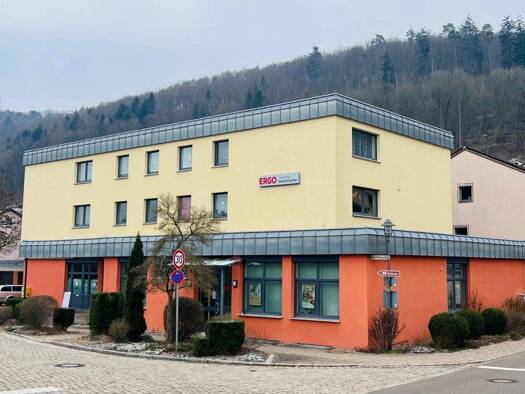 Wohnung zur Miete 625 € 3 Zimmer 88,2 m² Geschoss 1/3 frei ab 01.12.2025 Bahnhofstraße 2 Solnhofen 91807