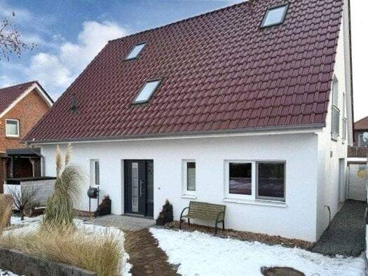 Einfamilienhaus zum Kauf 749.500 € 5 Zimmer 180 m² 597 m² Grundstück Neustadt 23730