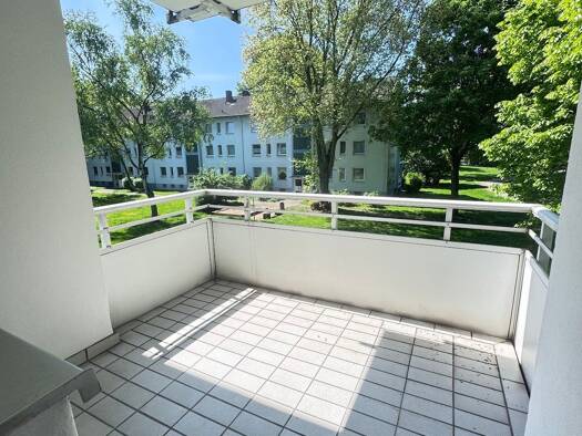 Wohnung zur Miete 450 € 3 Zimmer 60,6 m² 1. Geschoss frei ab sofort Franz-Schubert-Straße 12 Rheinhausen-Mitte Duisburg 47226