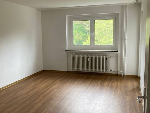 Wohnung zur Miete 649 € 2 Zimmer 62,7 m² 2. Geschoss frei ab sofort Markwaldstraße 15 Bieber Offenbach am Main 63073