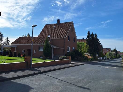 Einfamilienhaus zum Kauf 260.000 € 5 Zimmer 140 m² 1.198 m² Grundstück Innenstadt Bad Salzuflen 32108
