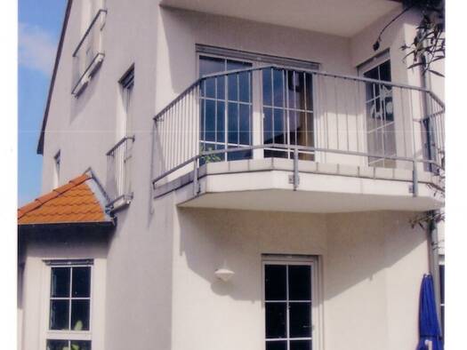 Doppelhaushälfte zur Miete 1.990 € 6 Zimmer 146 m² 297 m² Grundstück frei ab 01.11.2026 Sprendlingen Dreieich 63303