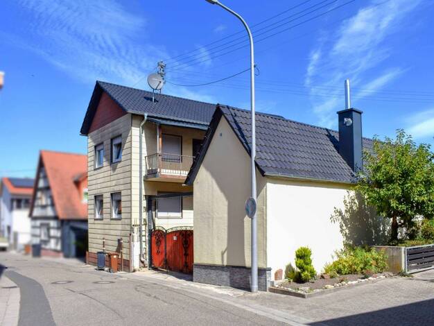Sonstiges zum Kauf als Kapitalanlage geeignet 378.000 € 4 Zimmer 267 m² 1.095 m² Grundstück Weingarten (Pfalz) 67366