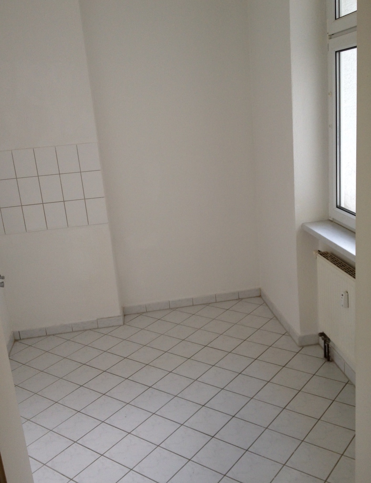 Wohnung zur Miete 234 € 2 Zimmer 39 m²<br/>Wohnfläche 01.03.2025<br/>Verfügbarkeit Immermannstrasse . Olvenstedter Platz Magdeburg 39108