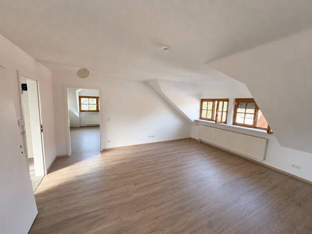 Wohnung zur Miete 600 € 2,5 Zimmer 63 m² 2. Geschoss frei ab 01.08.2026 Ellwangen 73479