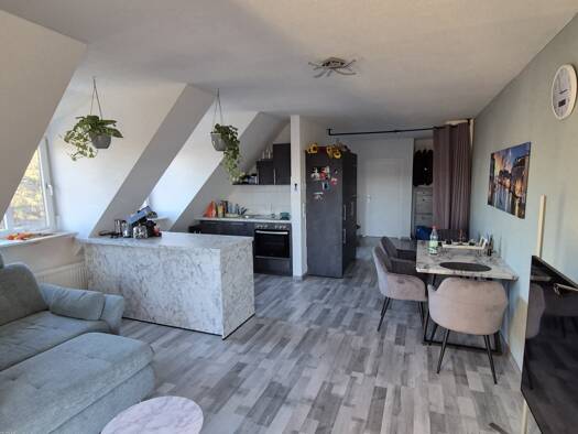 Wohnung zur Miete 650 € 2 Zimmer 50 m² 2. Geschoss frei ab 01.05.2026 Sulzbürgerstraße 24 Neumarkt Neumarkt in der Oberpfalz 92318