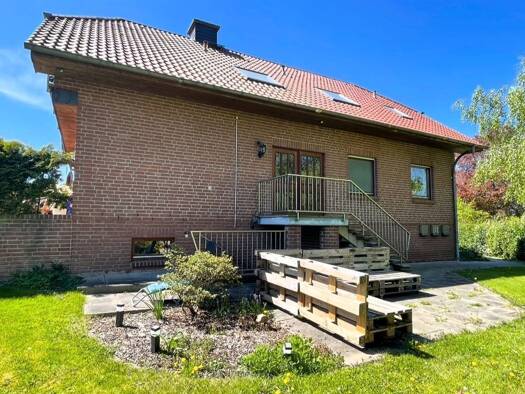 Wohnung zur Miete 580 € 3 Zimmer 88,9 m² 1. Geschoss frei ab sofort Südhorsten Helpsen 31691