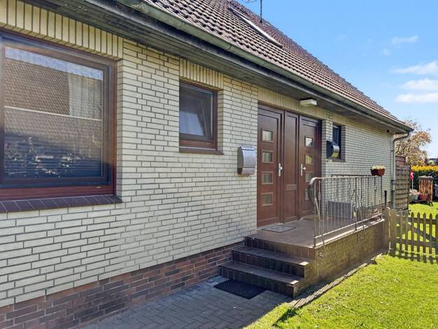 Mehrfamilienhaus zum Kauf 445.000 € 7,5 Zimmer 202,7 m² 877 m² Grundstück Heede 25355