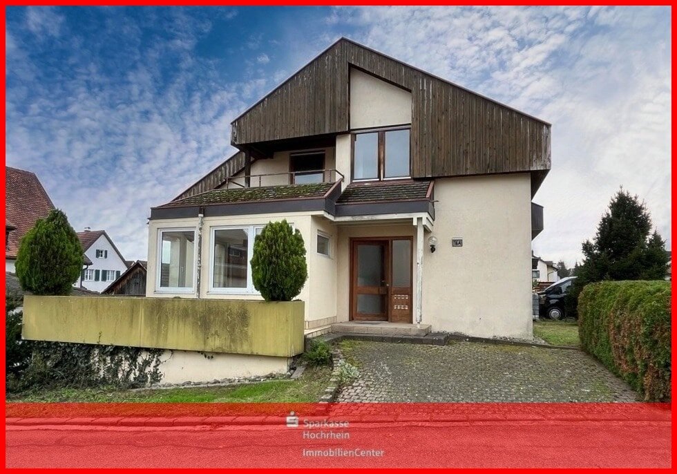 Doppelhaushälfte zum Kauf 289.000 € 6,5 Zimmer 151 m²<br/>Wohnfläche 351 m²<br/>Grundstück Erzingen Klettgau 79771