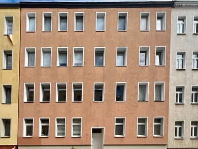 Mehrfamilienhaus zum Kauf 780.000 € 27 Zimmer 540 m² 286 m² Grundstück Halle (Saale) 06112